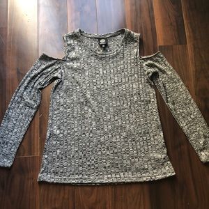 Grey cold shoulder shirt